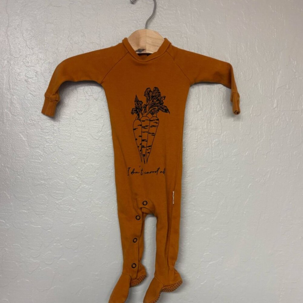 $17 ADD ON L'oved Baby footie carrot graphic Little Sleepies Caden‎ Lane